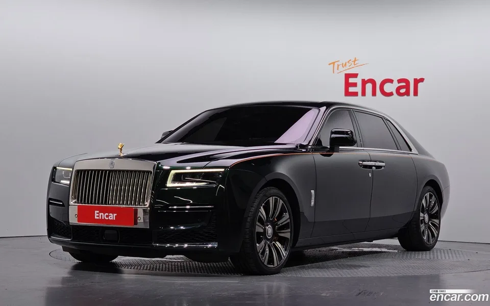 Rolls-Royce Ghost 6.7 EWB V12 2023 — photo 1, buy with delivery to Moscow