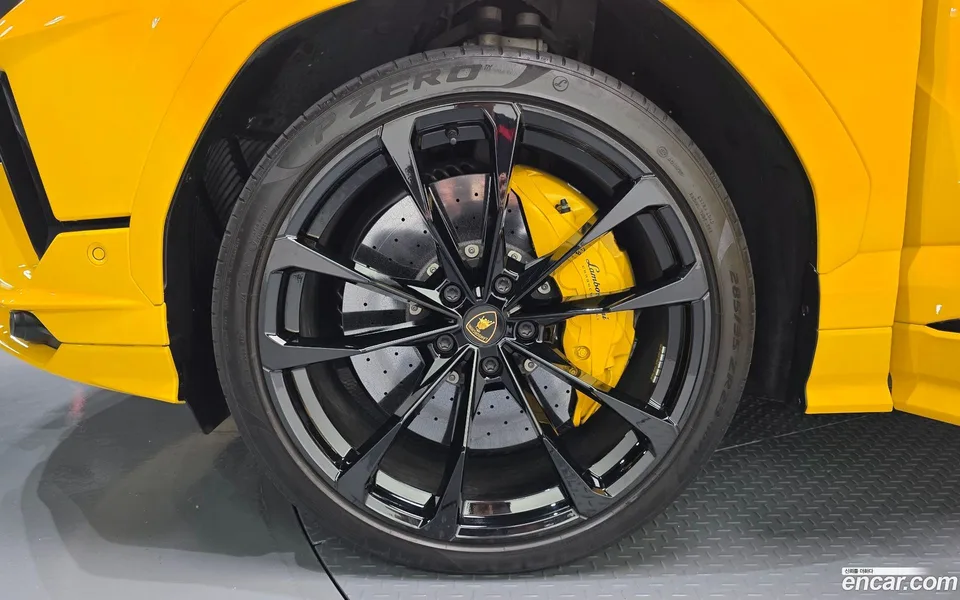 Lamborghini Urus 4.0 V8 S 2024 — thumbnail 2