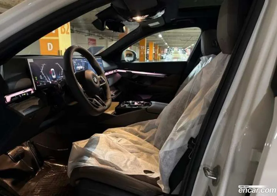 BMW 5 Series 520i M 2026 — thumbnail 4