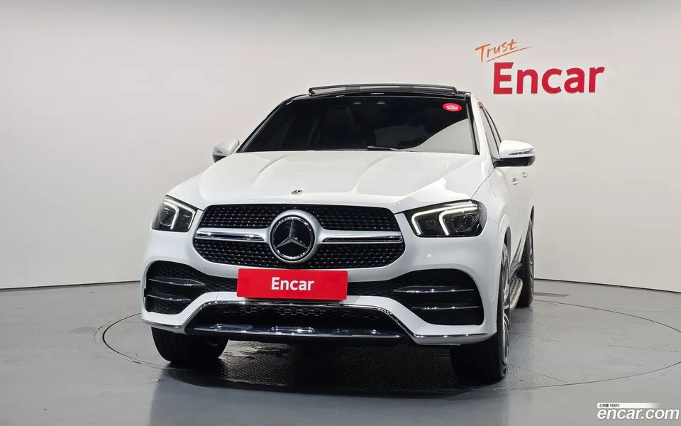 Mercedes-Benz GLE-Class GLE400d 4MATIC 2023 — thumbnail 3