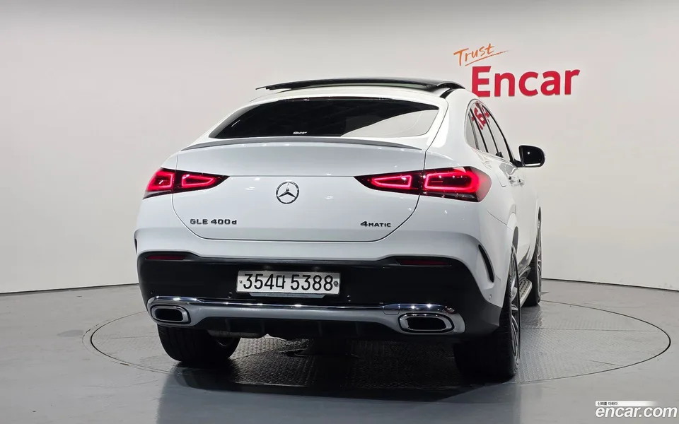 Mercedes-Benz GLE-Class GLE400d 4MATIC 2023 — thumbnail 4