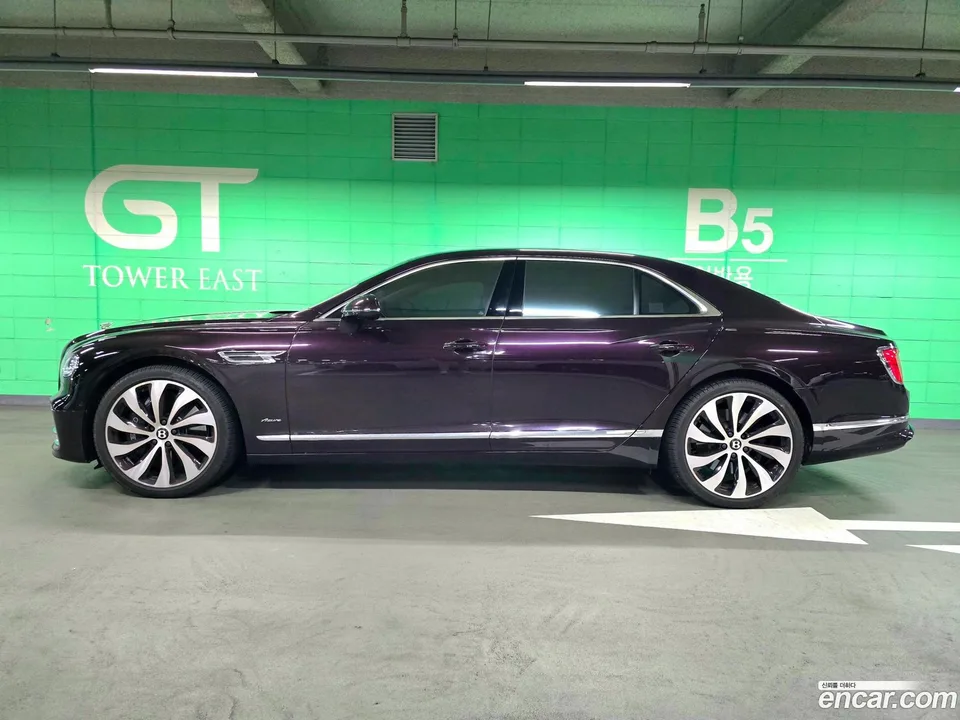 Bentley Flying Spur 4.0 2024 — миниатюра 3