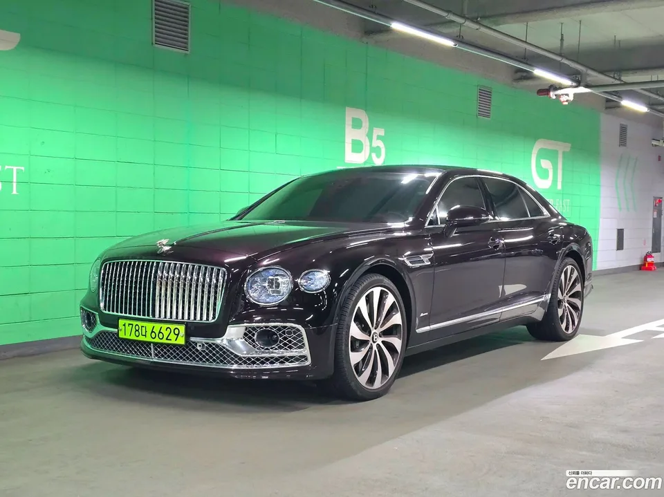 Bentley Flying Spur 4.0 2024 — фото 1, купить с доставкой в Москву