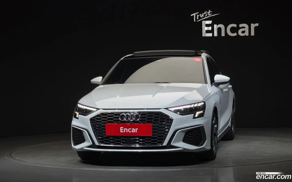 Audi A3 (8Y) 40 TFSI 2022 — thumbnail 3