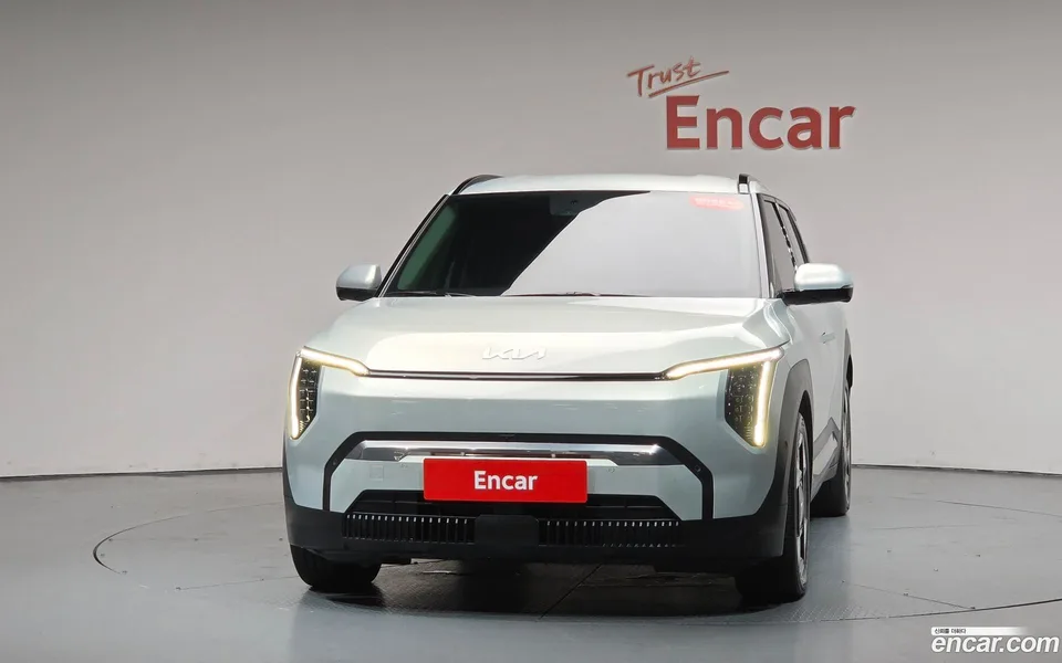 Kia EV3 2WD 2025 — thumbnail 3