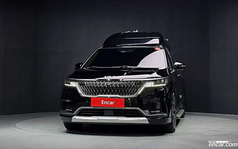 Kia Carnival 9 2022 — thumbnail 3