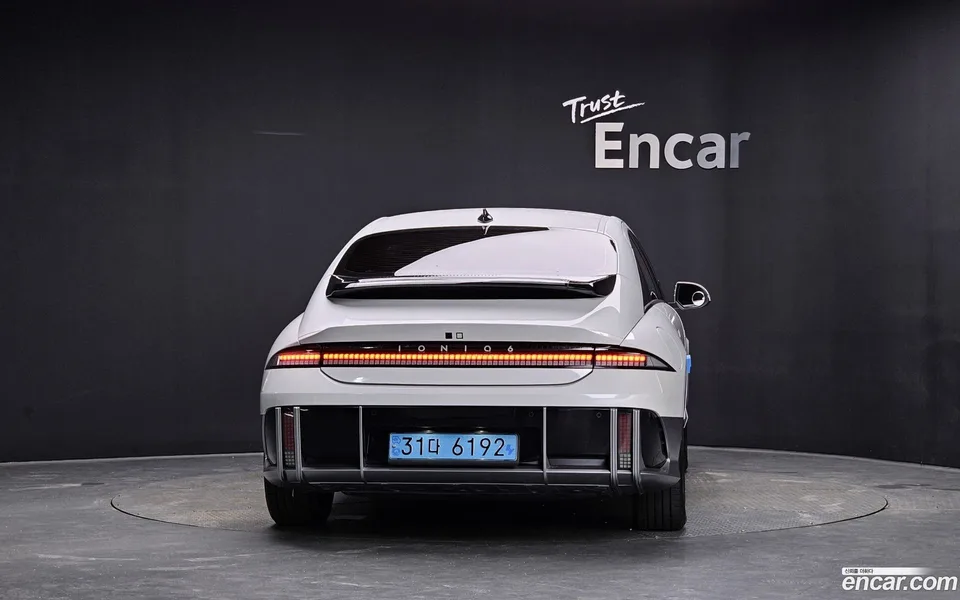 Hyundai Ioniq 6 2022 — thumbnail 4