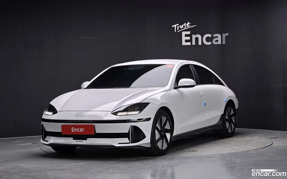 Hyundai Ioniq 6 2022 — photo 1, buy with delivery to Moscow