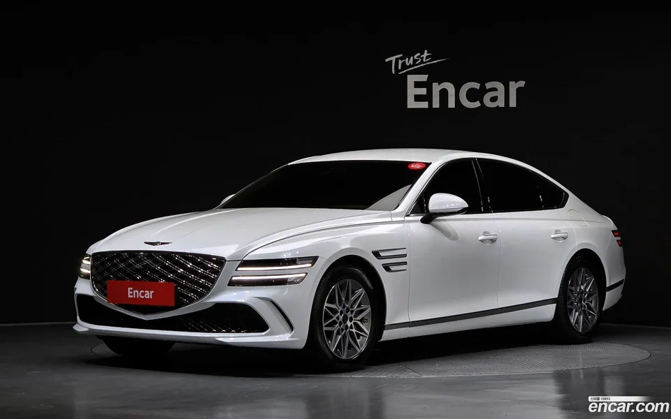 Genesis G80 2.5 2WD 2026 — photo 1, buy with delivery to Moscow