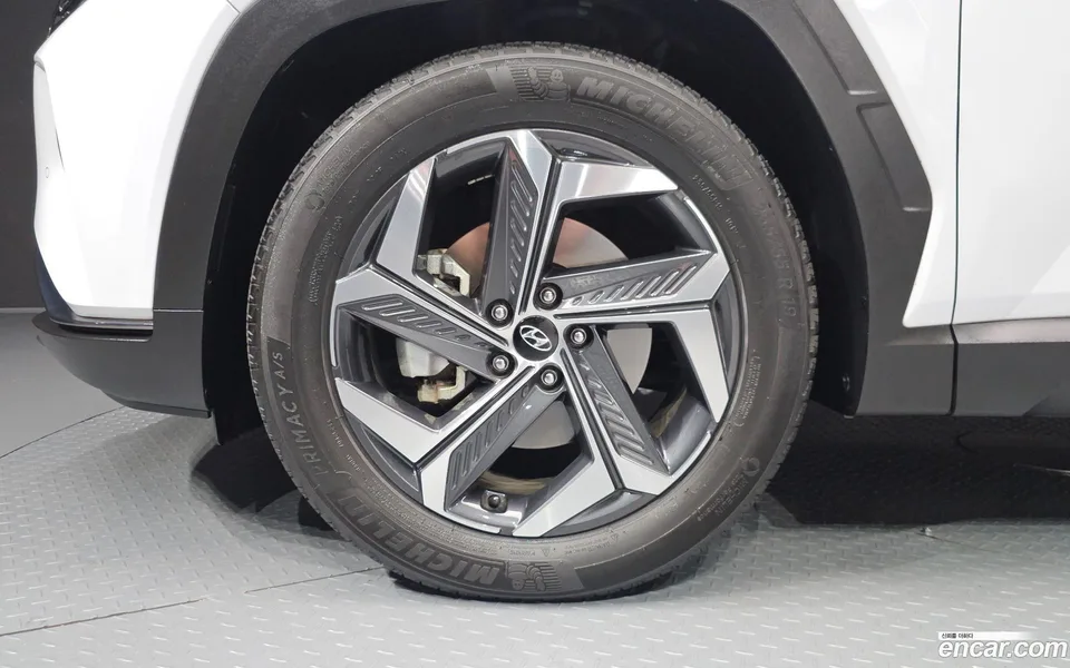 Hyundai Tucson 2.0 2WD 2022 — thumbnail 2