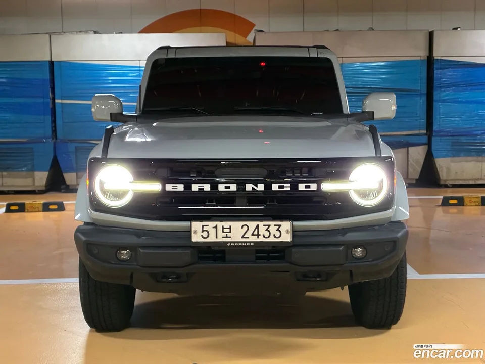 Ford Bronco 2.3 2024 — photo 1, buy with delivery to Moscow