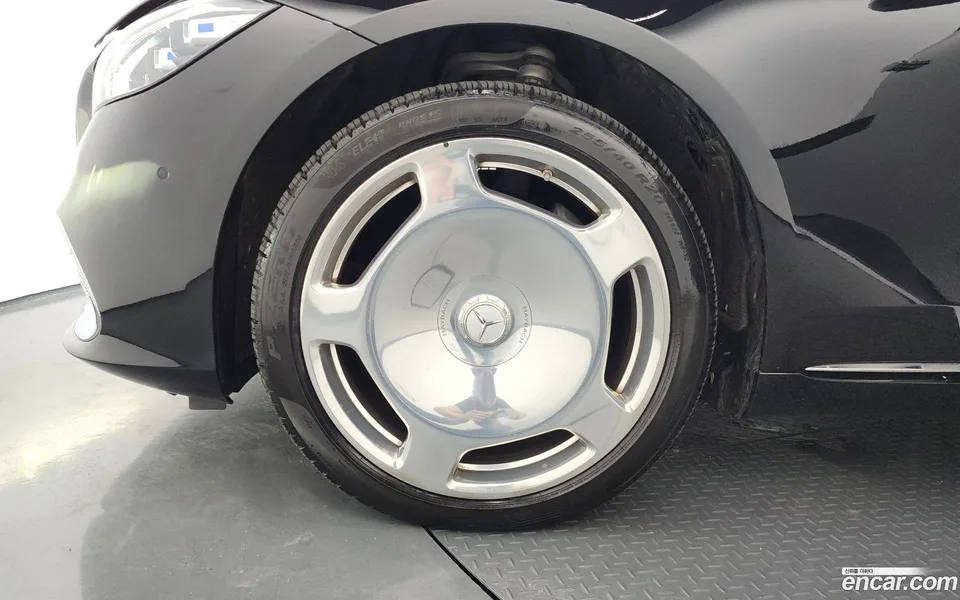 Mercedes-Benz S-Class S580 4MATIC 2023 — thumbnail 2