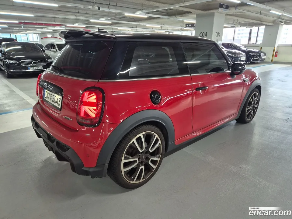 MINI Cooper S JCW 2023 — thumbnail 4