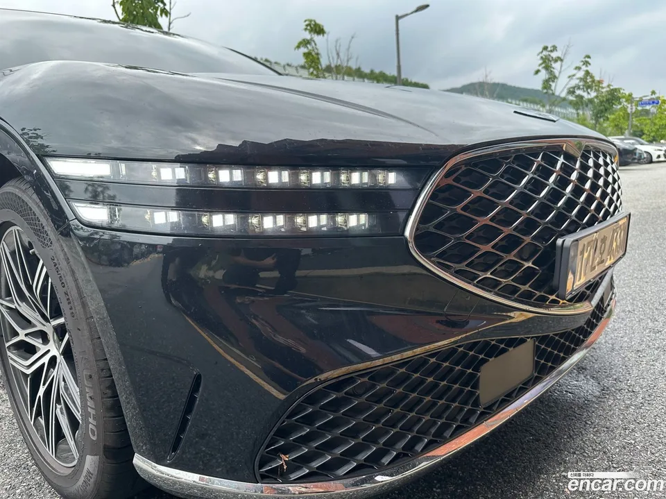 Genesis G90 3.5 2WD 2022 — photo 1, buy with delivery to Moscow