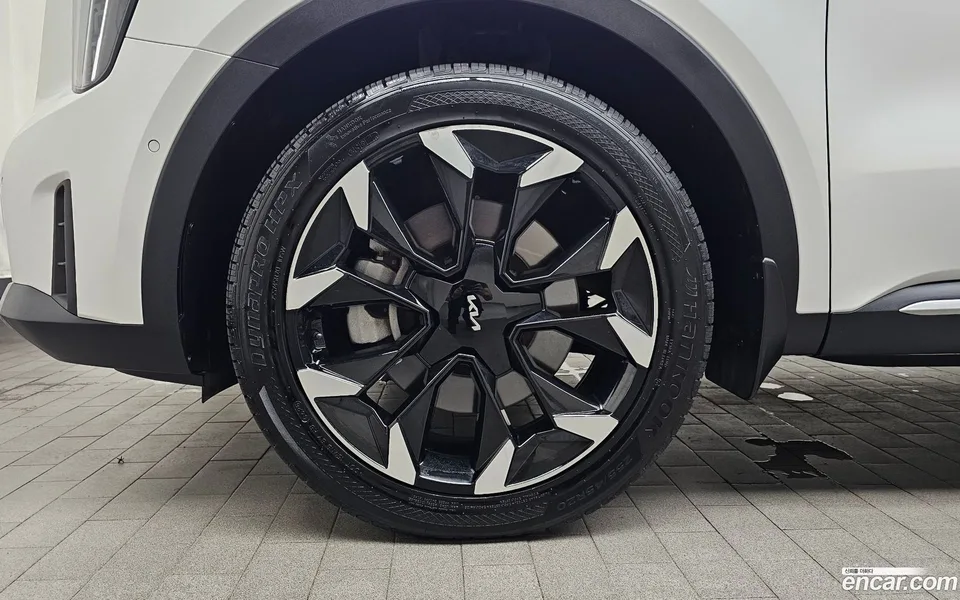 Kia Sorento 2.5T 2WD 2024 — thumbnail 5