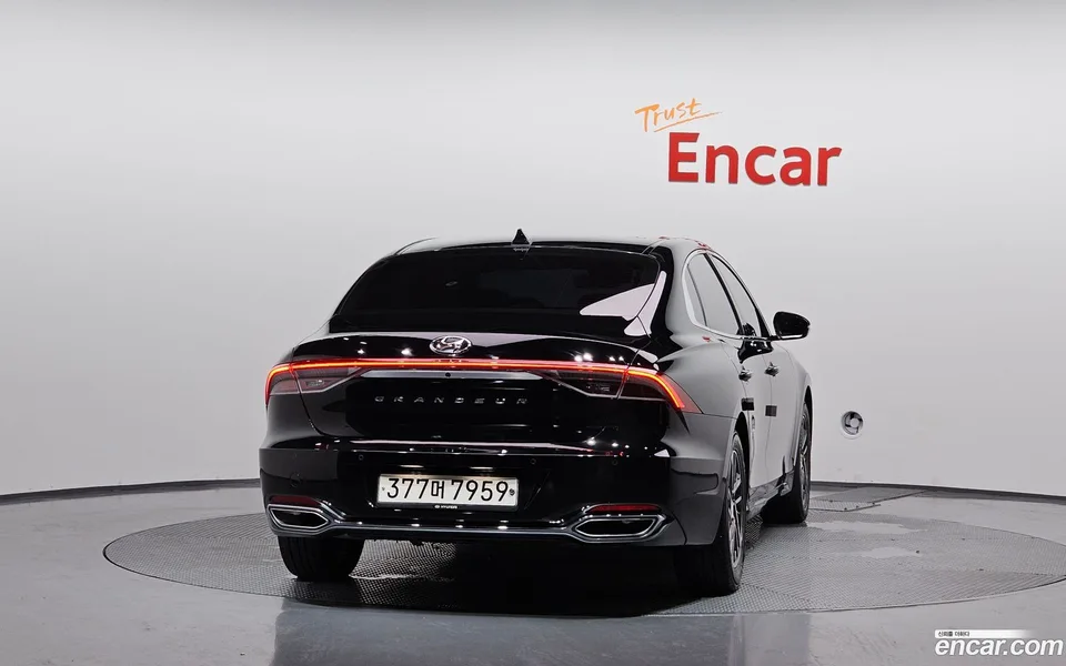 Hyundai Grandeur IG 3.0 LPi () 2022 — thumbnail 4