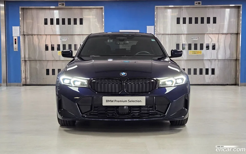 BMW 3 Series 320i M 2025 — thumbnail 3