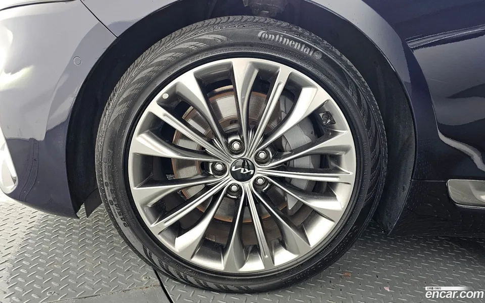 Kia K9 3.8 GDI AWD 2022 — thumbnail 2