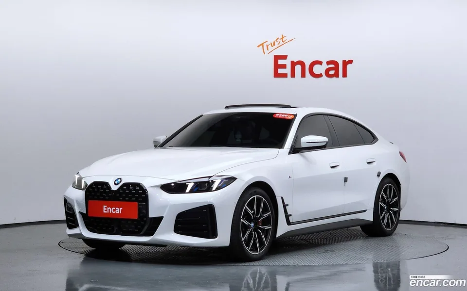 BMW 4 Series 420i M 2025 — фото 1, купить с доставкой в Москву