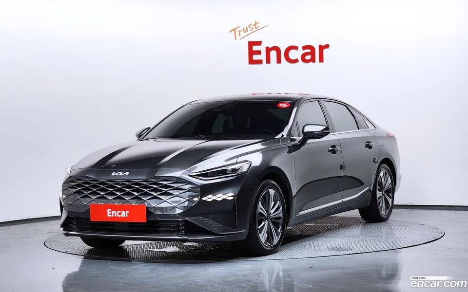 Kia K8 Hybrid 2022 — photo 1, buy with delivery to Moscow