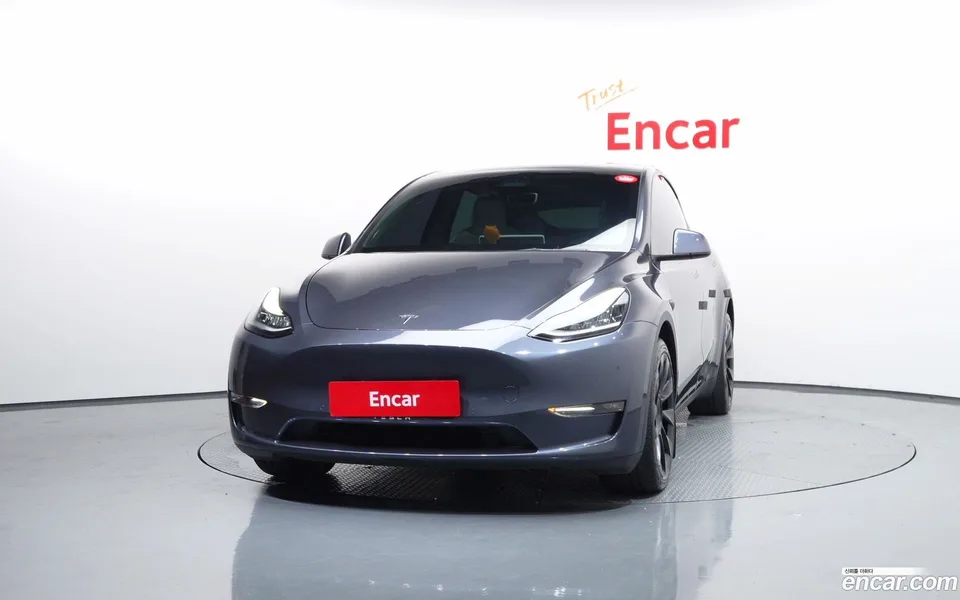 Tesla Model Y AWD 2022 — thumbnail 3