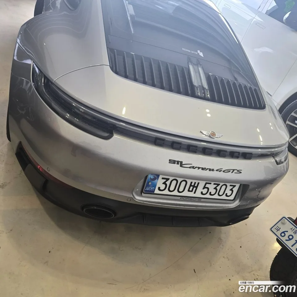 Porsche 911 (992) 4 GTS 2024 — thumbnail 3