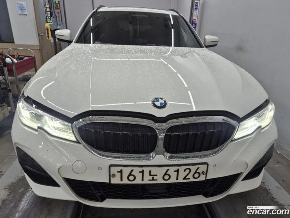 BMW 3 Series 2022