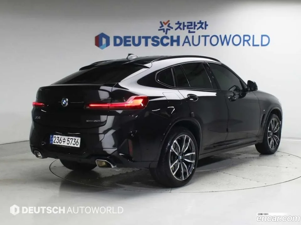 BMW X4 xDrive20i M 2024 — thumbnail 3