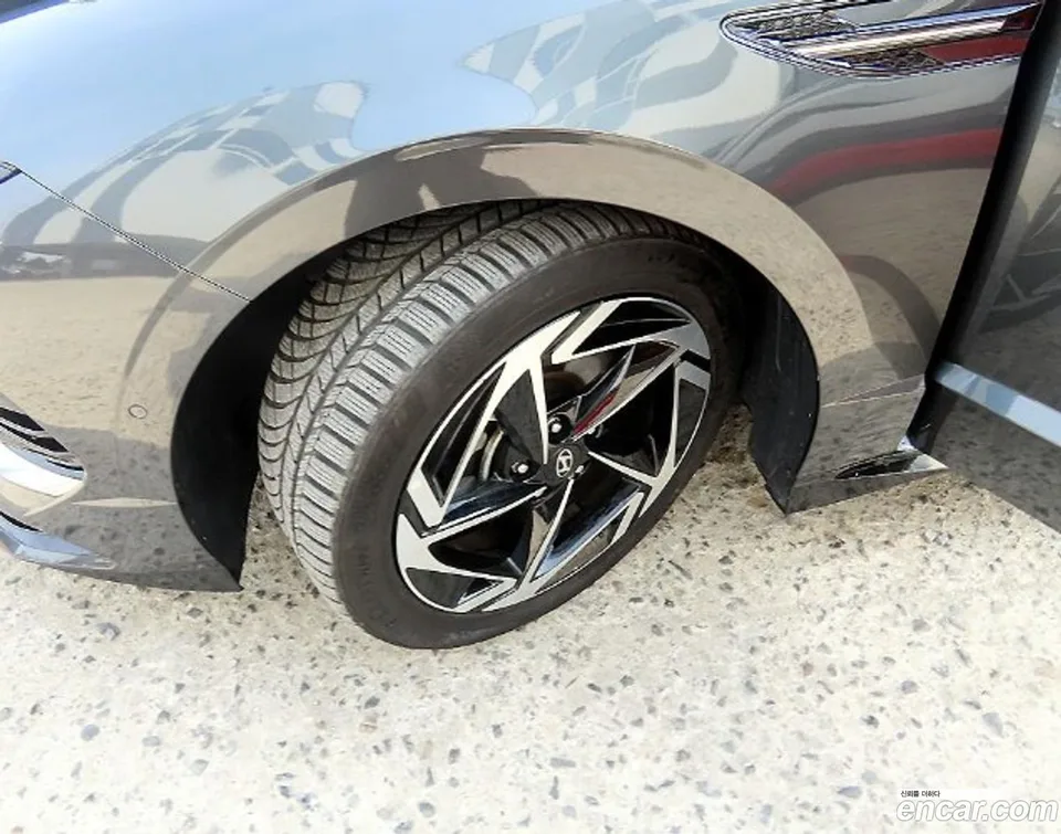 Hyundai Sonata The Edge Hybrid 2023 — thumbnail 5