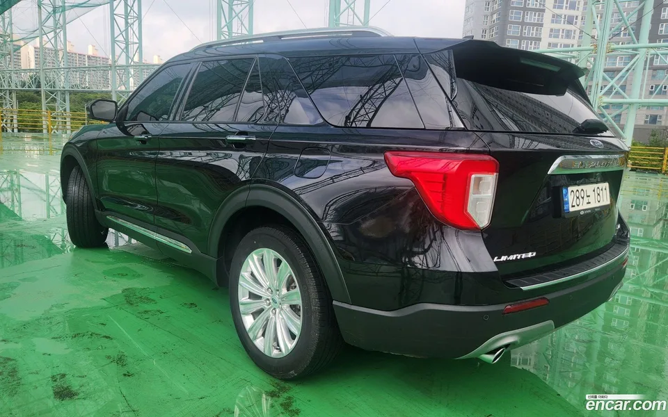 Ford Explorer 2.3 4WD 2022 — thumbnail 2