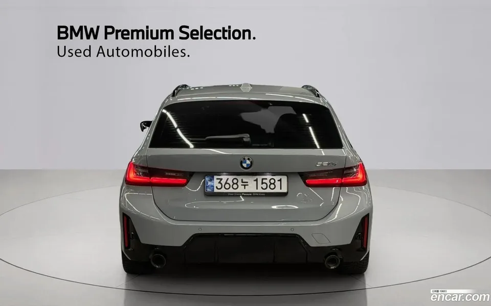 BMW 3 Series 320i M 2025 — thumbnail 4