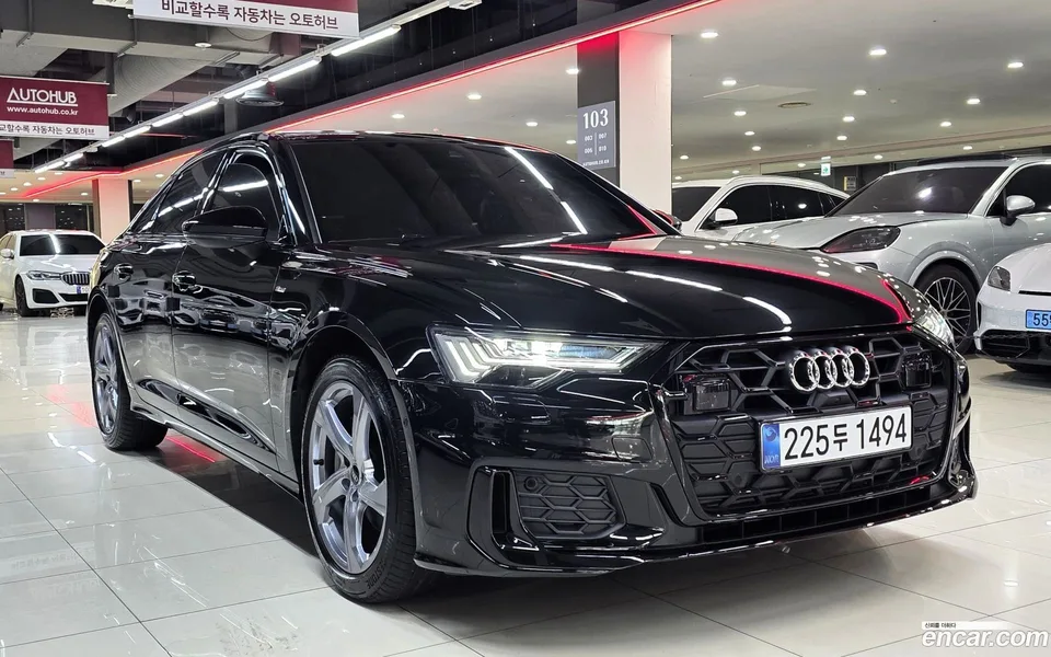 Audi A6 45 TFSI 2025 — photo 1, buy with delivery to Moscow