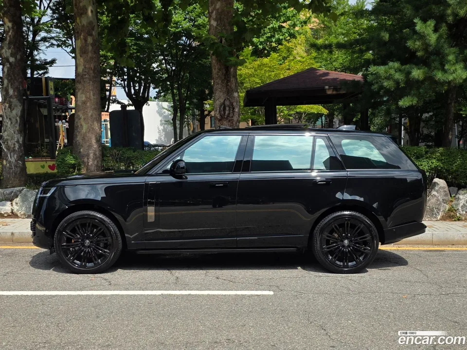 Land Rover Range Rover P530 SV LWB 2023 — thumbnail 5