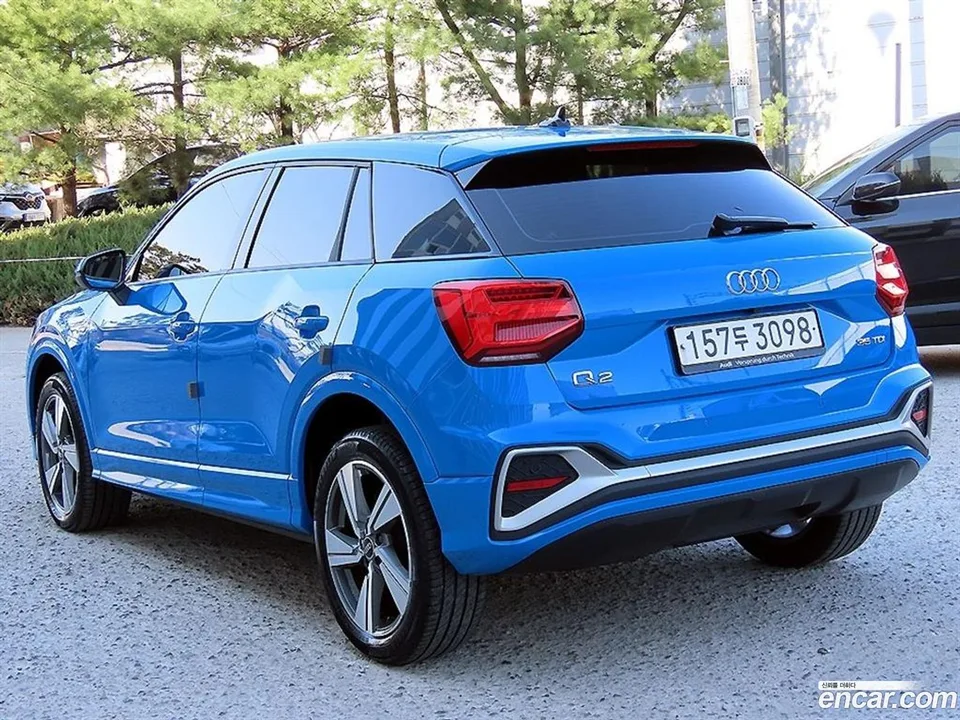 Audi Q2 35 TDI 2023 — photo 1, buy with delivery to Moscow