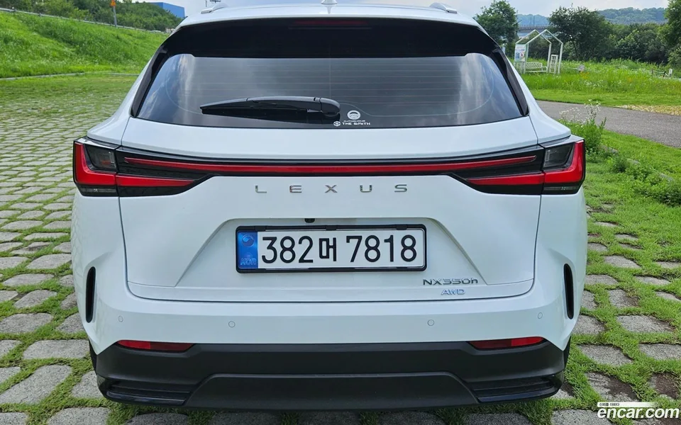 Lexus NX 350h 2026 — thumbnail 2