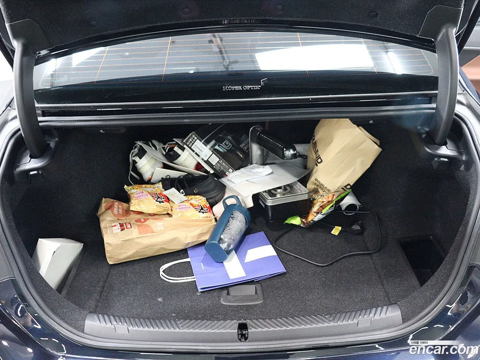 BMW i5 eDrive 40 M 2023 — thumbnail 5