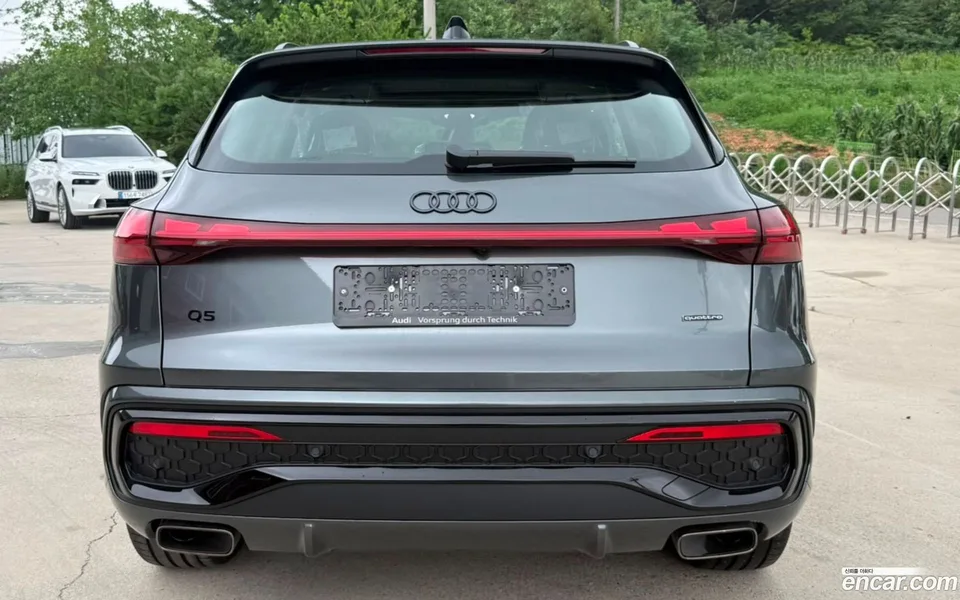 Audi Q5 (80A) 45 TFSI S Line 2025 — thumbnail 3