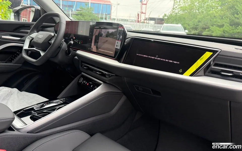 Audi Q5 (80A) 45 TFSI S Line 2025 — thumbnail 4