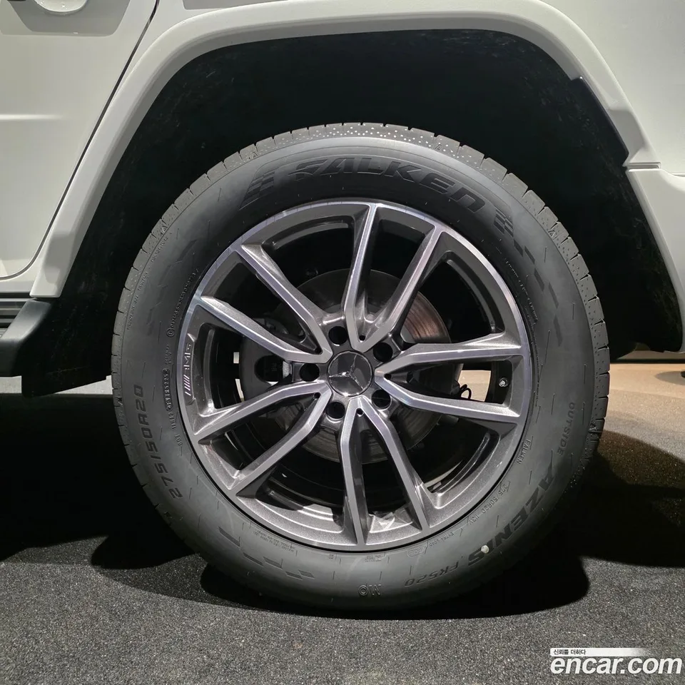 Mercedes-Benz G-Class G450d 2026 — thumbnail 2