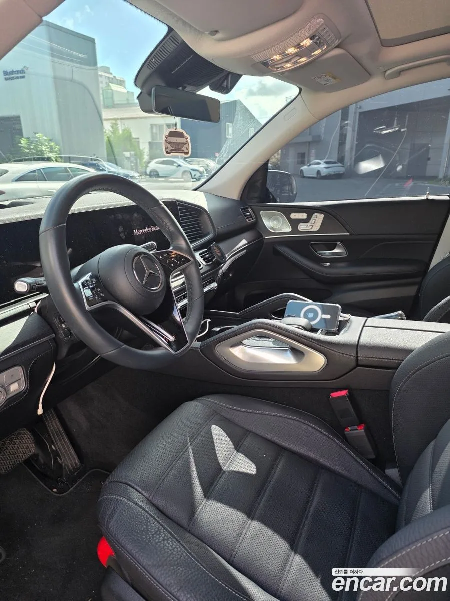 Mercedes-Benz GLE-Class GLE450 4MATIC AMG Line 2025 — thumbnail 5