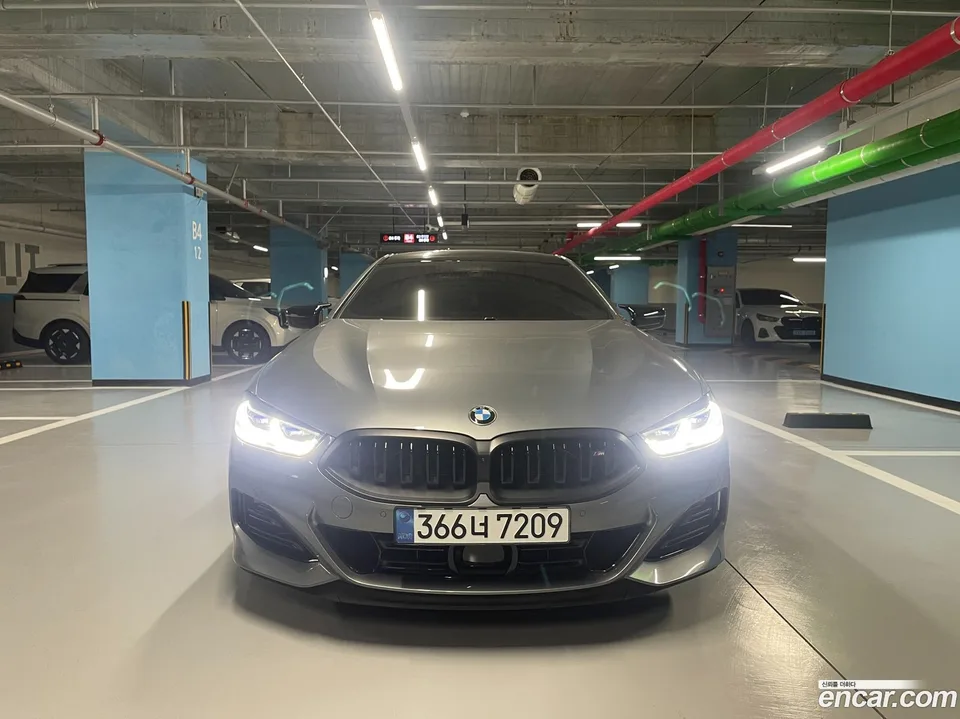BMW 8 Series M850i xDrive 2025 — thumbnail 4