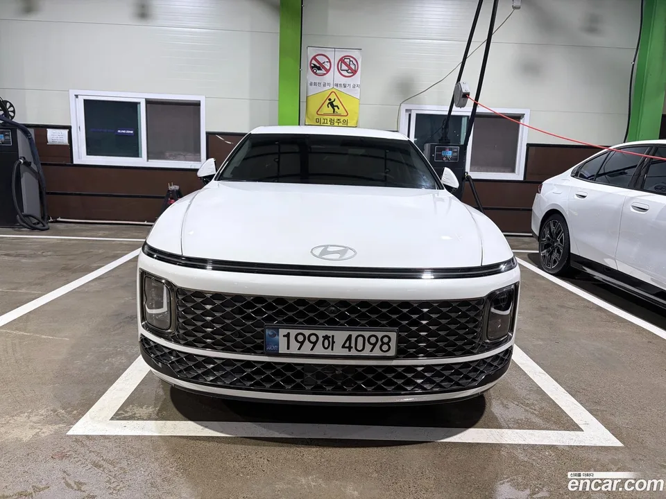 Hyundai Grandeur 2.5 2WD 2024 — thumbnail 4