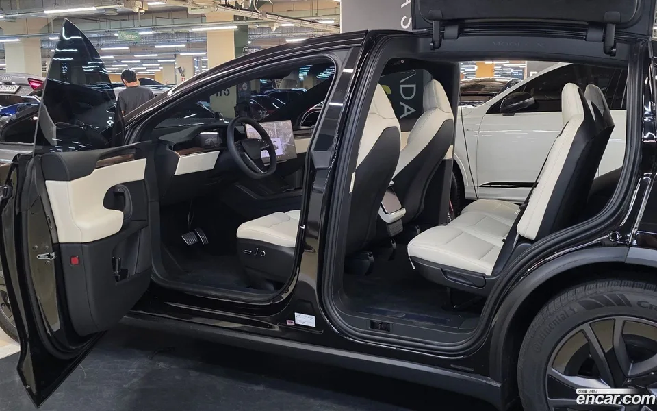 Tesla Model X AWD 2026 — thumbnail 3