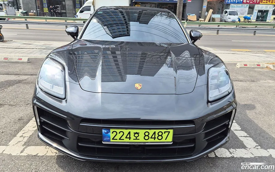 Porsche Panamera (976) 2.9 AWD 2024 — photo 1, buy with delivery to Moscow