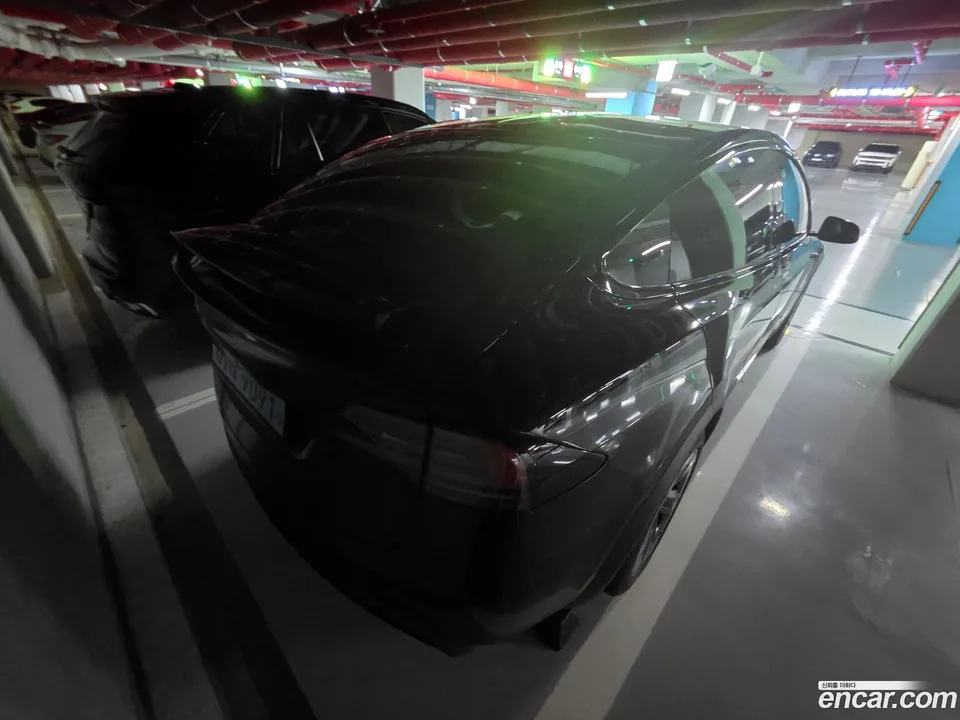 Tesla Model X AWD 2026 — thumbnail 2