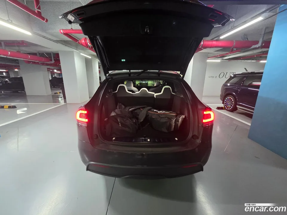 Tesla Model X AWD 2026 — thumbnail 4