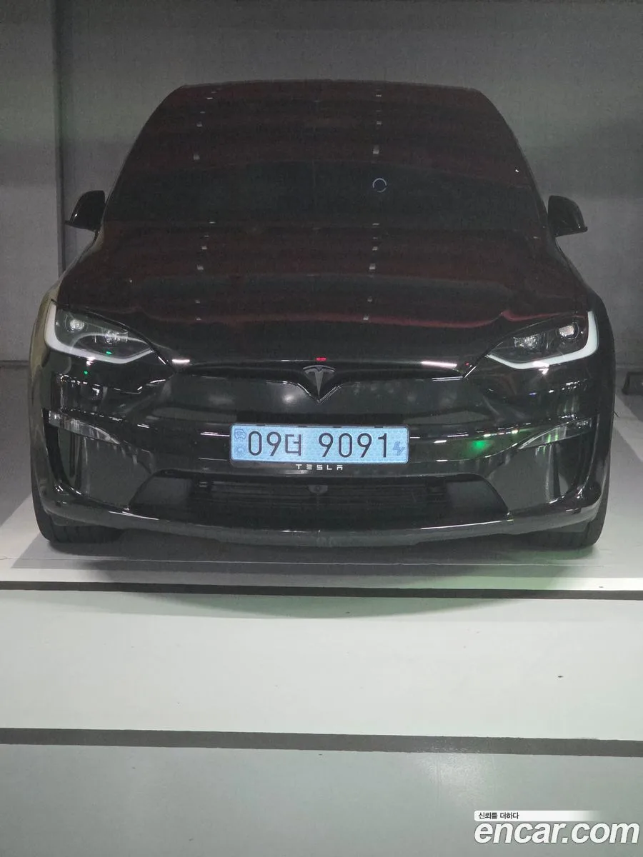 Tesla Model X AWD 2026 — photo 1, buy with delivery to Moscow