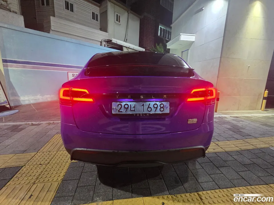 Tesla Model X 2024 — thumbnail 4