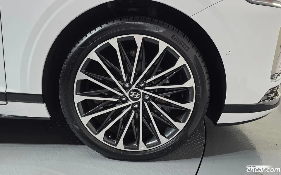 Hyundai Grandeur Hybrid 2024 — thumbnail 2