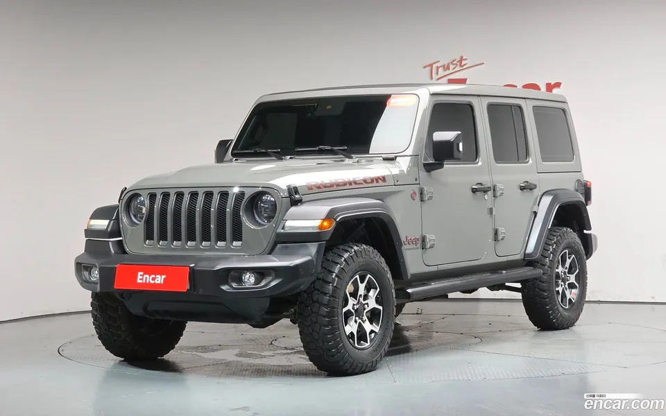 Jeep Wrangler 2.0 4 2023 — photo 1, buy with delivery to Moscow